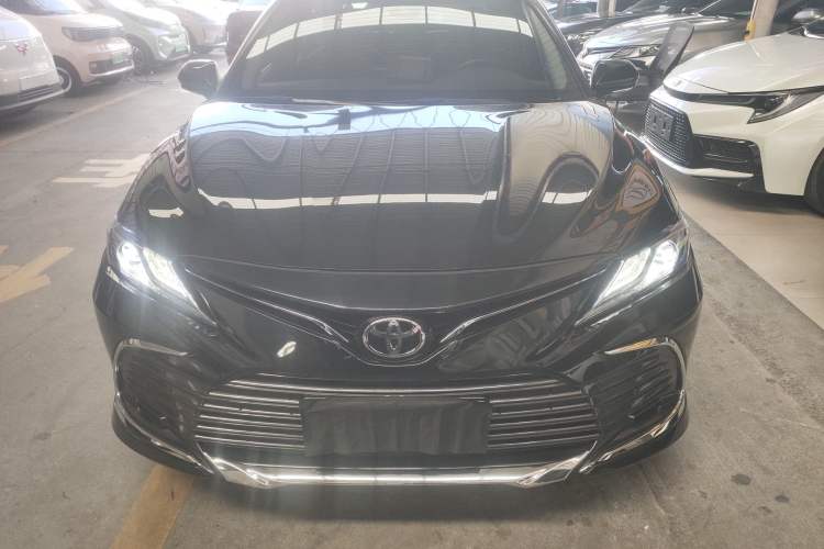 Used Toyota Camry 2023 2.0G Luxury Edition