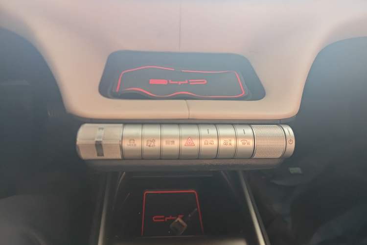 Used BYD Dolphin 2023 420 km Fashion Edition
