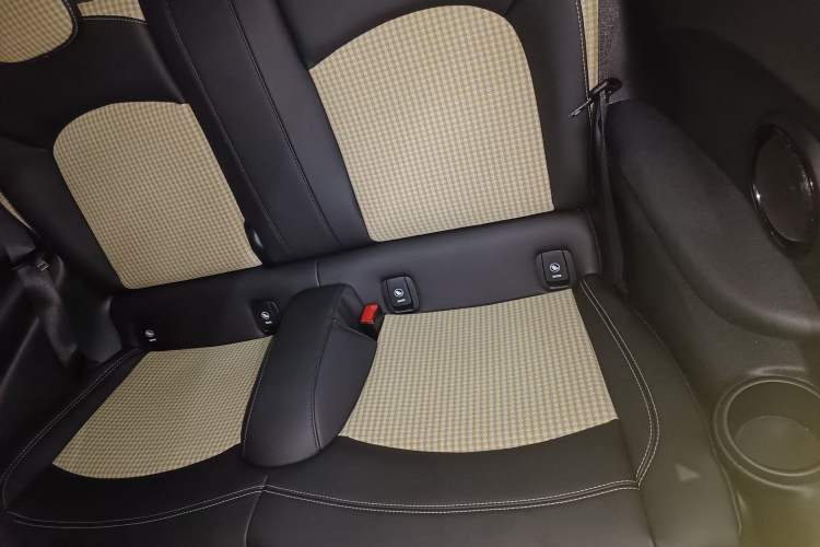 Used  MINI 2023 2.0T COOPER S Obsession Edition
