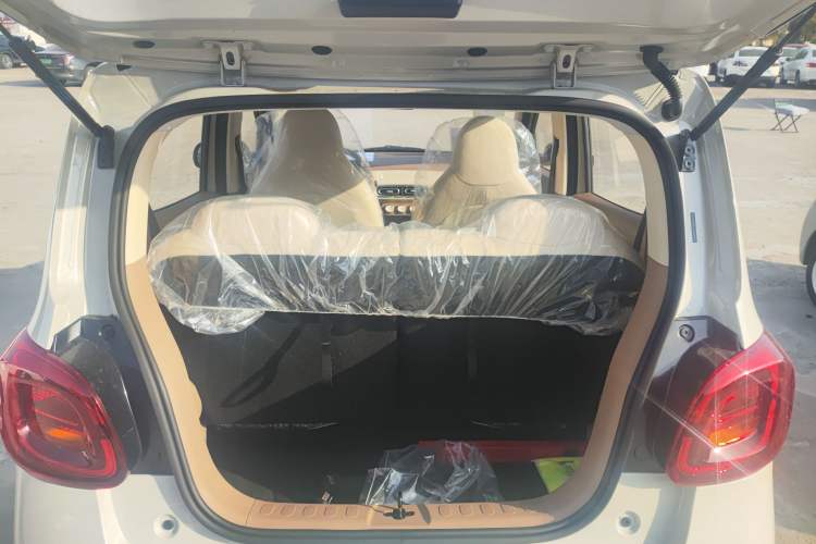 Used Wuling Hongguang MINIEV 2025 Four-Door Version Advanced Edition
