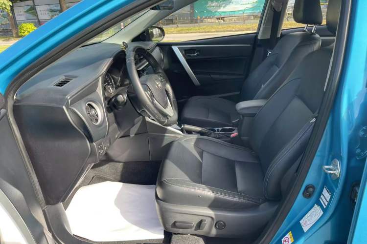 Used Toyota Corolla Hybrid E+ 2019 1.8L E-CVT Flagship Edition
