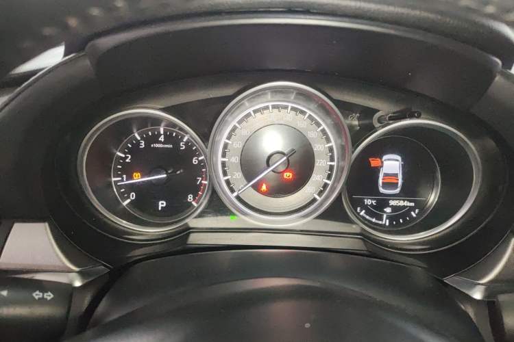 Used Mazda Atenza 2021 2.0L Blue Sky Luxury Edition
