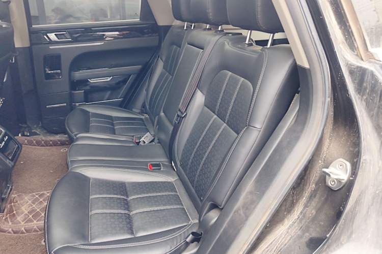 Used Zotye T700 2017 1.8T Dual-Clutch Luxury Model
