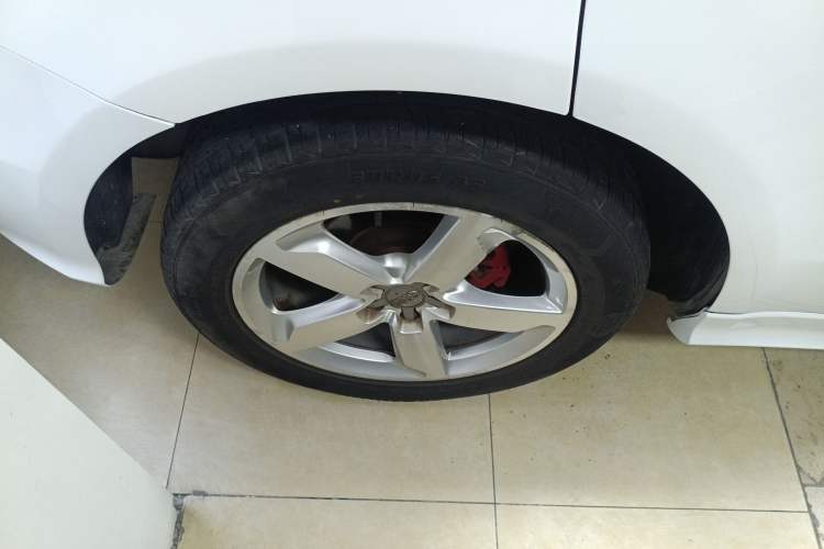 Used Audi Q5 2018 Collector's Edition 40 TFSI Ambition Model
