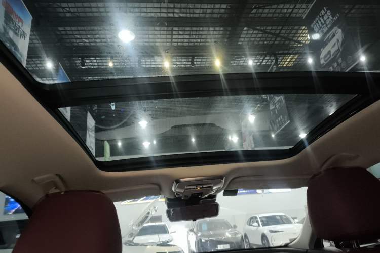 Used Hongqi H5 2024 1.5T DCT Smart Connect Flagship Edition
