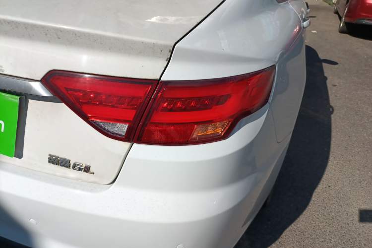 Used Geely Auto Emgrand GL 2017 1.8L DCT Elite Model
