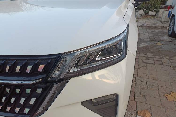 Used Wuling Asta 2022 2.0L DHT Electric-Speed Version