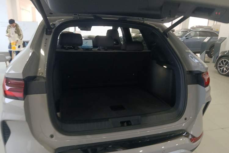 Used BYD Song PLUS New Energy 2025 EV Intelligent Driving Version 520km Premium Model
