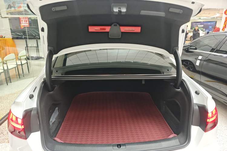 Used Audi A4L 2024 40 TFSI Luxury Dynamic Edition
