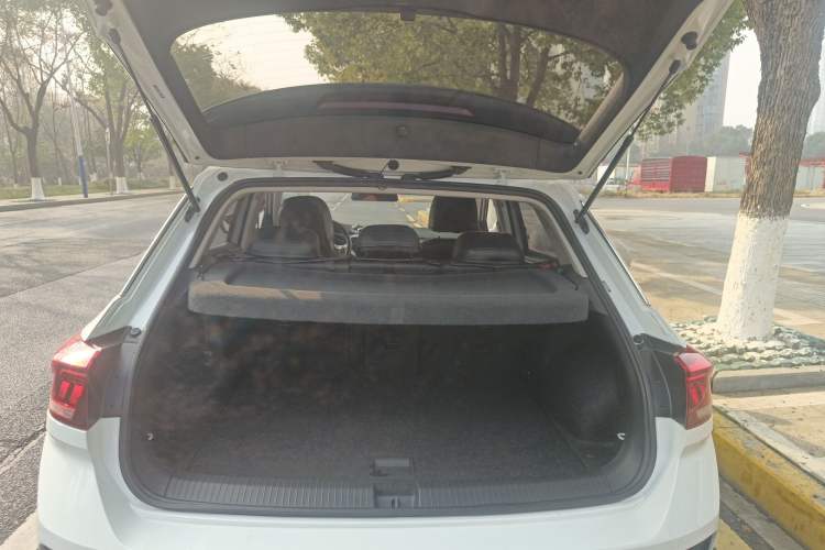 Used Volkswagen T-ROC 2021 Revised Version 280TSI DSG Two-Wheel Drive Elite Connect Edition
