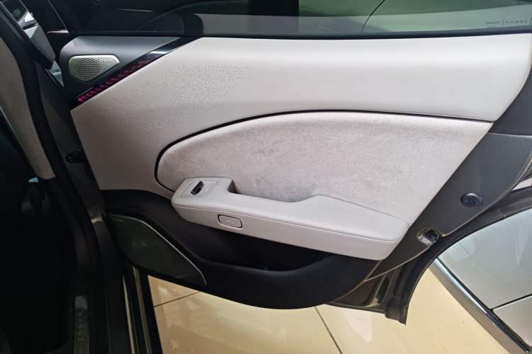 Used Zeekr 007 2024 Rear-Drive Intelligent Driving Version 75 kWh
