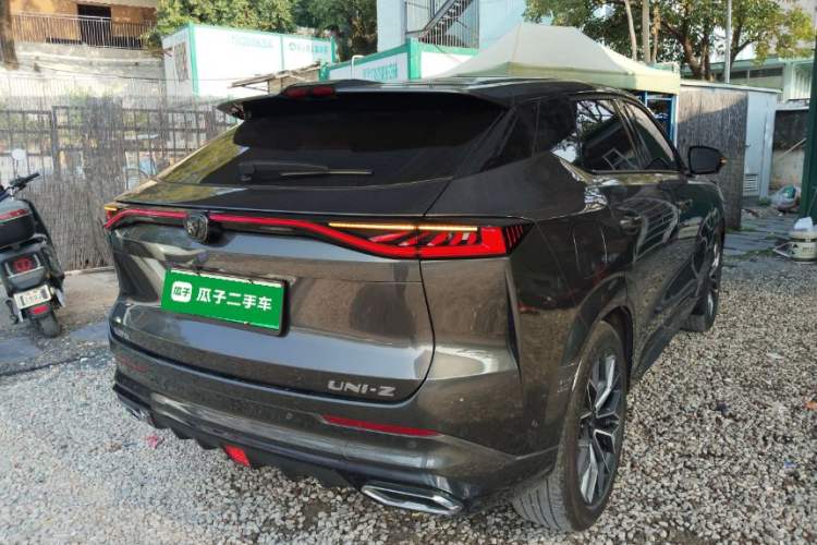 Used Changan UNI-Z New Energy 2024 Blue Whale Smart Electric iDD 125km Excellence Model
