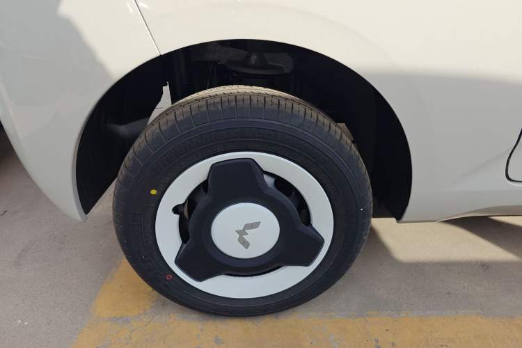 Used Wuling Hongguang MINIEV 2024 3rd Generation 215km Youth Edition