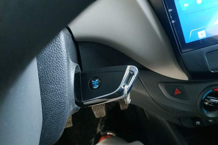 Used Chevrolet Sail 2016 Sail 3 1.3L Manual Comfort Sunroof Edition
