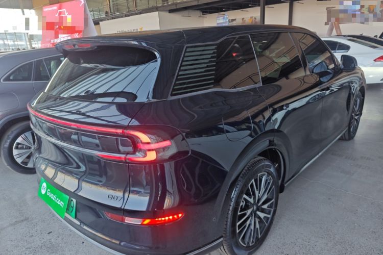 Used  Q07 2025 215 Flagship PLUS