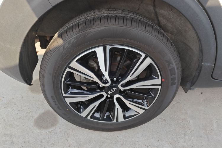 Used Kia kx1 Stonic 2021 1.4L Automatic Fun & Sport Edition
