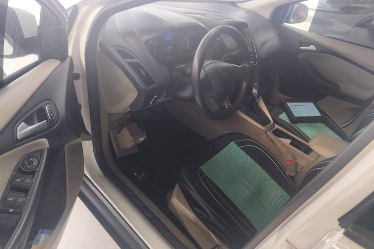 Used Ford Focus 2017 Sedan 1.6L Automatic Comfort Plus SmartDrive Edition
