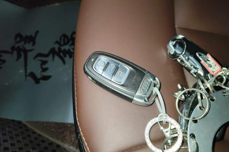 Used Audi A6L 2014 30 FSI Comfort Model
