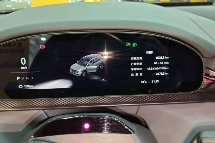 Used Zeekr 7X 2025 100 kWh Long-Range Rear-Wheel Drive with Intelligent Driving Features