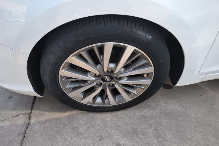 Used Hyundai Mistra 2019 1.8L Automatic Smart GLS Commemorative Model China VI Standard
