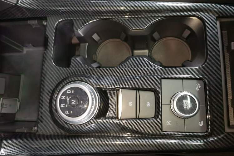 Used Ford Explorer 2020 EcoBoost 285 Four-Wheel Drive Trend Edition 6 Seats
