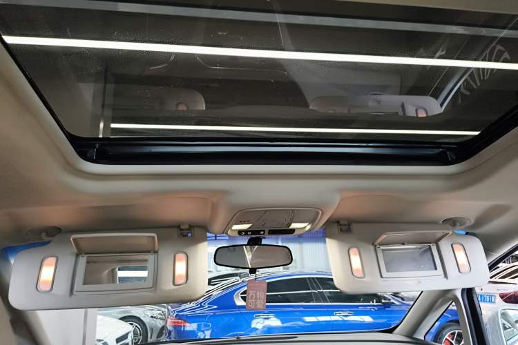 Used Buick GL8 2023 ES Lu Zun Comfort Model
