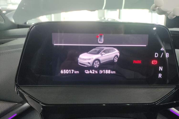 Used Volkswagen ID.4 CROZZ 2021 Long-Range Lite PRO Two-Wheel Drive Version
