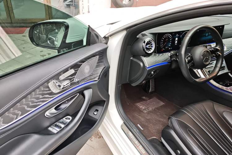 Used Mercedes-Benz CLS 2023 CLS 300 Luxury Model
