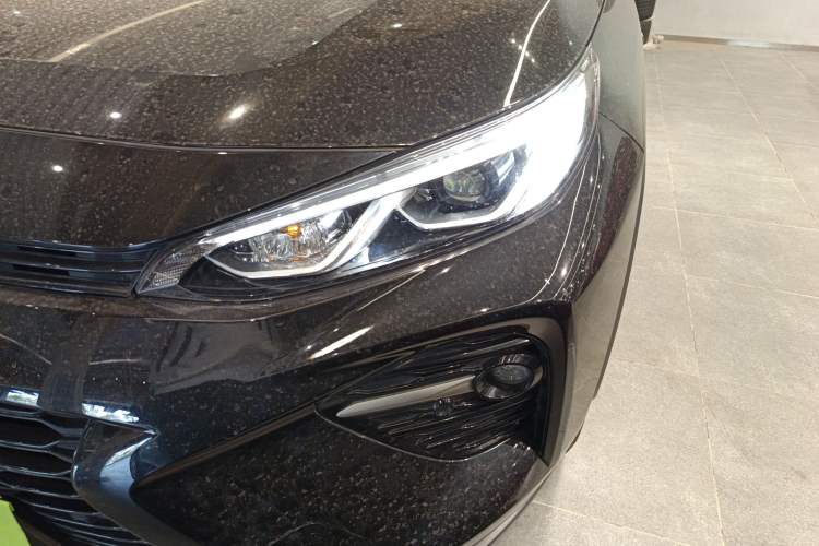 Used Toyota Wildlander 2023 Dual-Motor 2.5L E-CVT Four-Wheel Drive Prestige Edition
