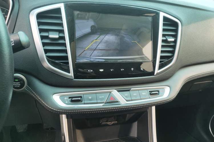 Used Geely Auto Vision X6 2018 1.8L Manual 4G Connect Luxury Edition
