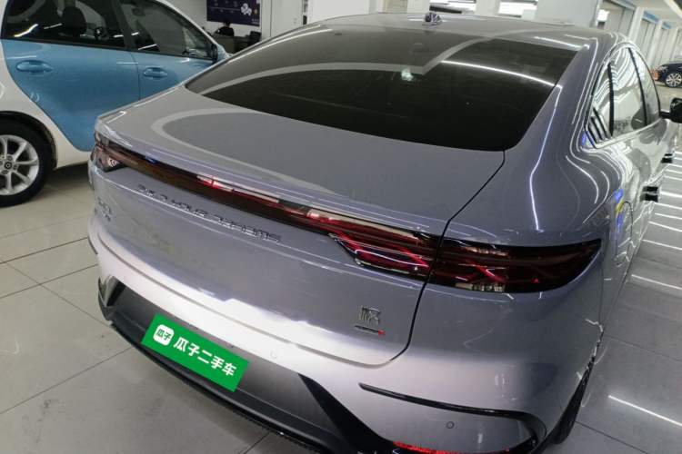 Used BYD Han 2025 DM-i Intelligent Driving Edition 125KM LiDAR Flagship Model
