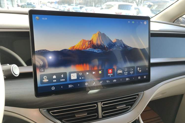 Used Denza D9 2022 DM-i 970 Four-Wheel Drive Prestige Model
