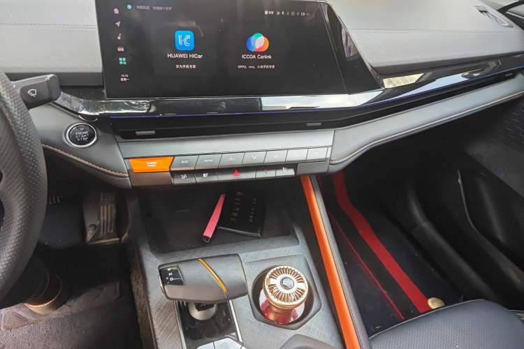 Used Changan UNI-V 2022 1.5T Smart Navigation Version
