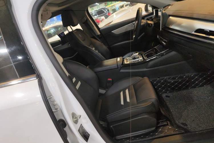 Used BYD Qin Pro New Energy 2019 DM Super Edition 1.5TI Automatic Smart Connect X-Trail Model China V Standard
