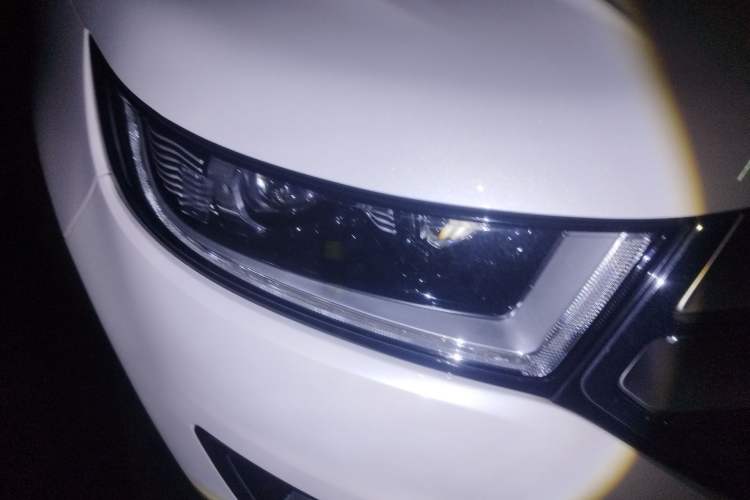 Used Ford Edge 2016 EcoBoost 245 Two-Wheel-Drive Titanium 7-Seater