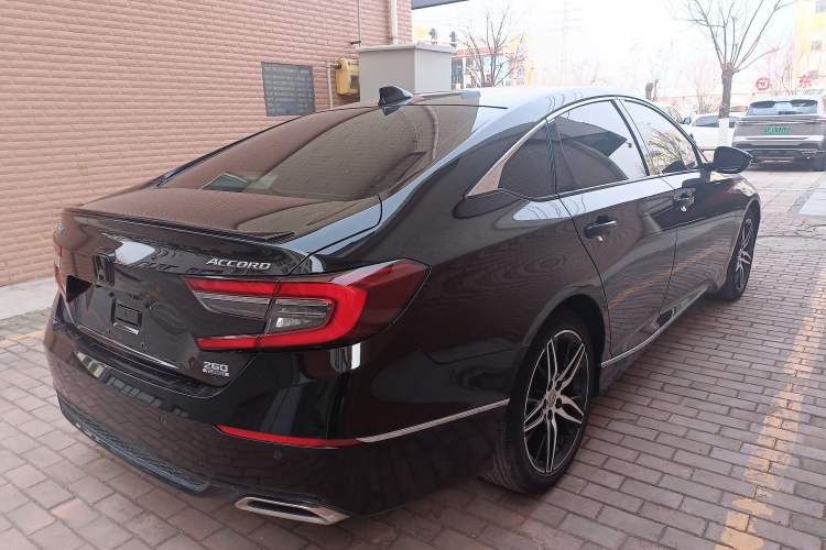 Used Honda Accord 2022 260TURBO Phantom Night · Prestige Edition
