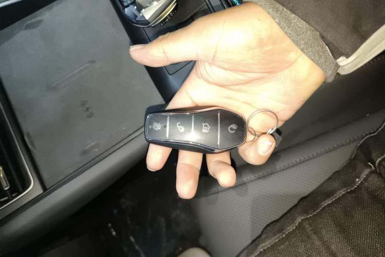 Used BYD Qin L 2025 DM-i Smart Drive 120KM Superior Model
