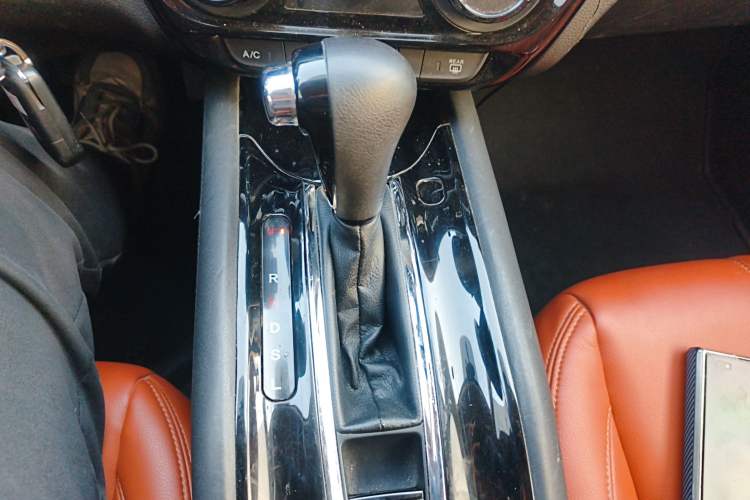 Used Honda Vezel 2017 1.5L CVT 2WD Comfort Model