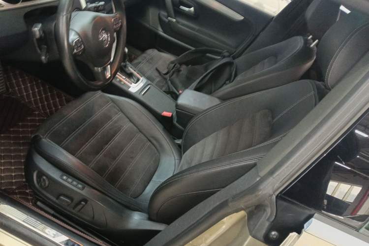 Used Volkswagen FAW-Volkswagen CC 2016 1.8TSI Prestige Model