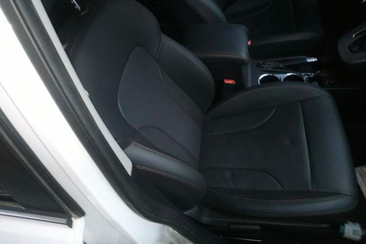 Used Haval M6 2019 1.5T DCT Two-Wheel Drive Value Edition China VI Standard
