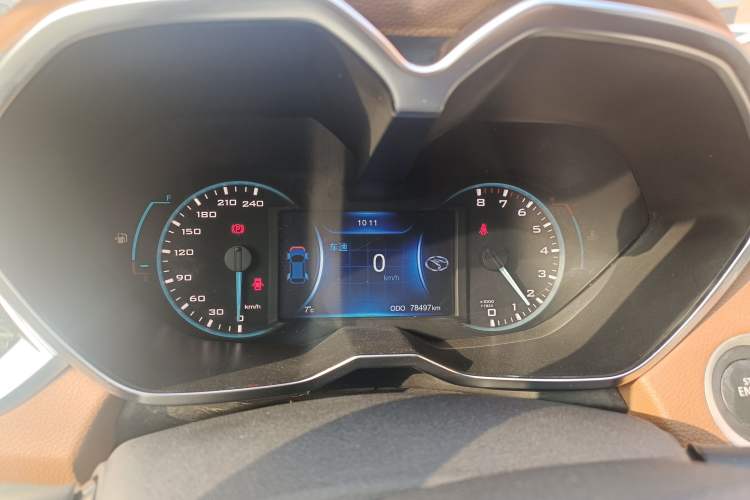 Used Soueast DX7 2017 1.5T Manual Triumph Edition
