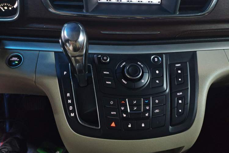 Used Buick GL8 2018 28T Prestige Version China VI Standard
