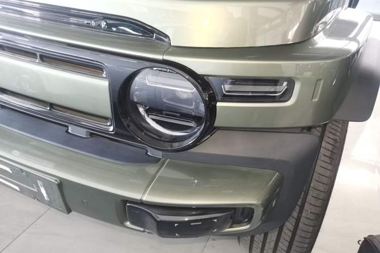 Used  V23 2025 501 Four-Wheel Drive Intelligent Driving Version
