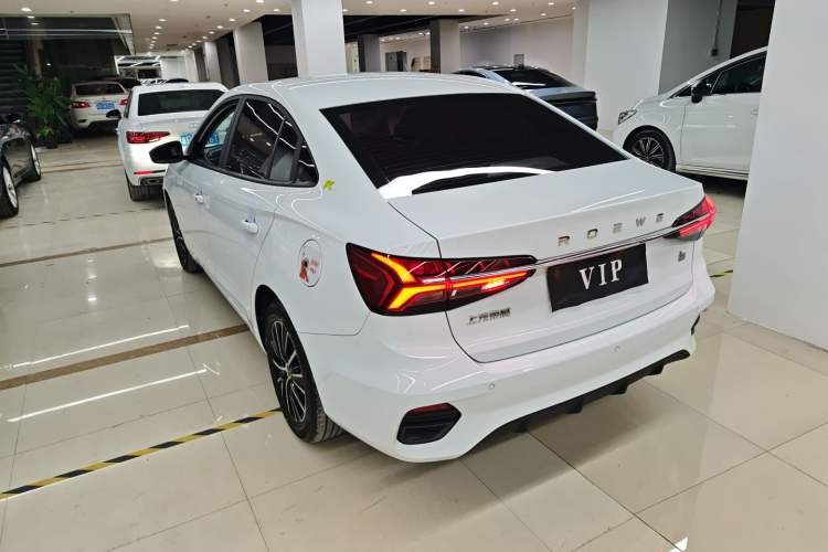 Used Roewe i5 2021 1.5L CVT Platinum Edition