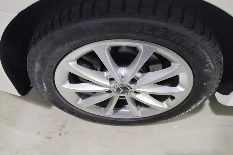 Used Mercedes-Benz A-Class 2022 Restyled A 200 L Sport Sedan Fashion Version
