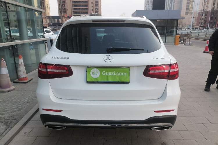 Used Mercedes-Benz GLC 2017 GLC 260 4MATIC Luxury Model