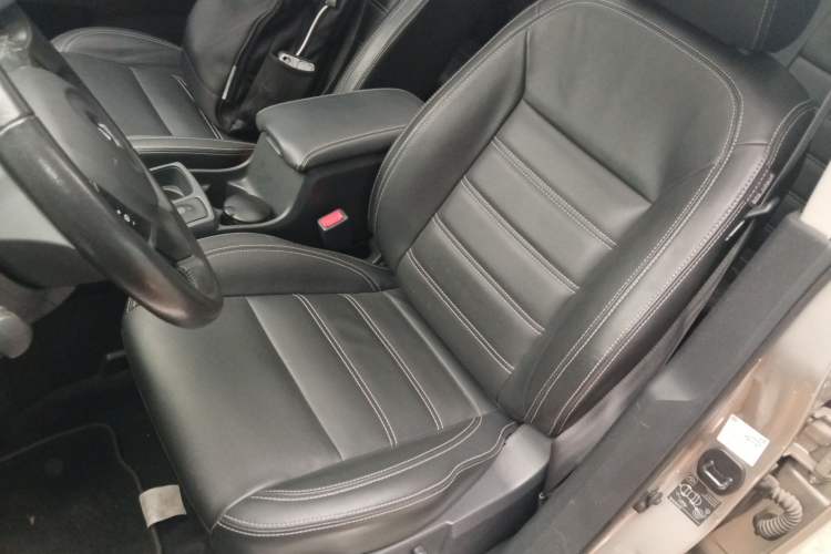 Used Renault Koleos (Import) 2014 2.0L Two-Wheel Drive Comfort Edition