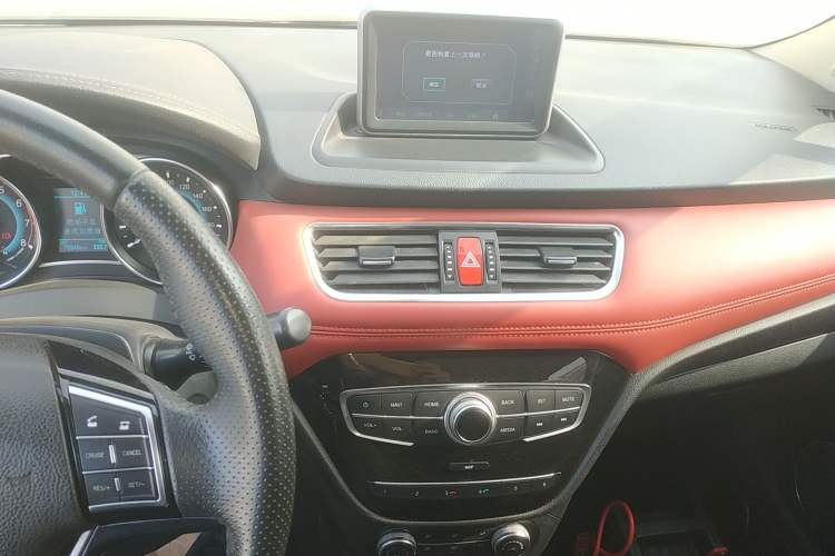 Used Haval H1 2015 1.5L AMT Luxury Model