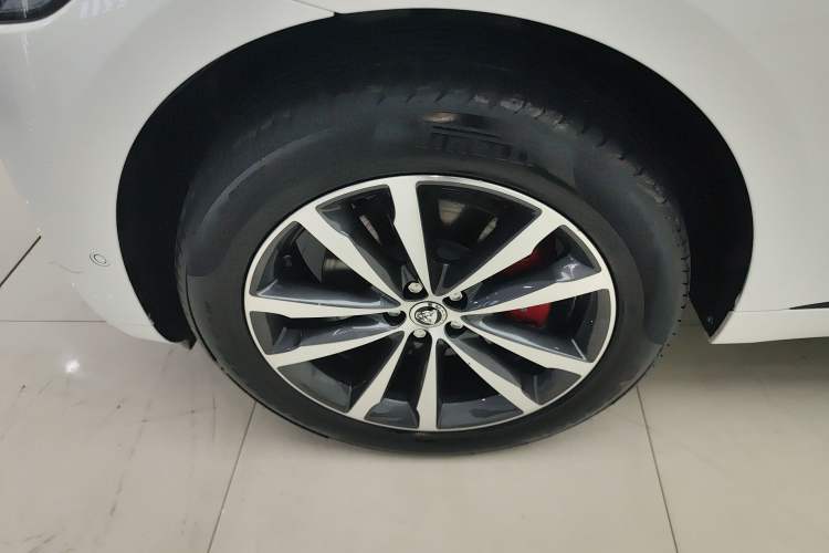 Used Jaguar F-PACE 2024 P250 R-Dynamic SE
