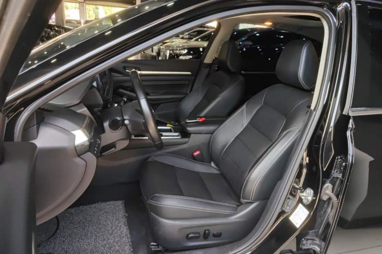 Used Nissan Teana 2022 2.0L XL-TLS Enjoyment Edition